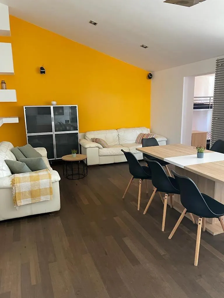 Belview - Beachfront Apartments プーラ クロアチア